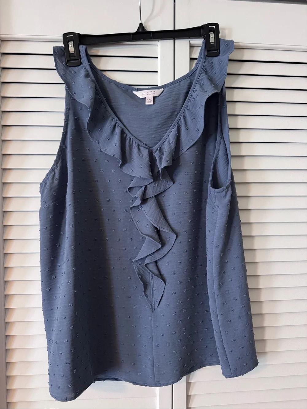 LC Lauren Conrad Blue Ruffle Front Sleeveless blouse - Picture 1 of 3